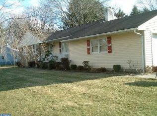 7 Windfall Ln, Trenton, NJ 08690
