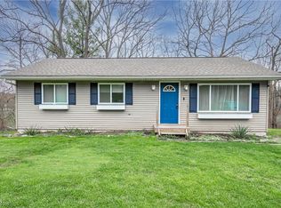 244 N Thomas Rd, Tallmadge, OH 44278