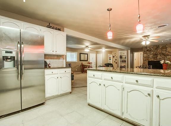3rd image of 708 Monette Dr