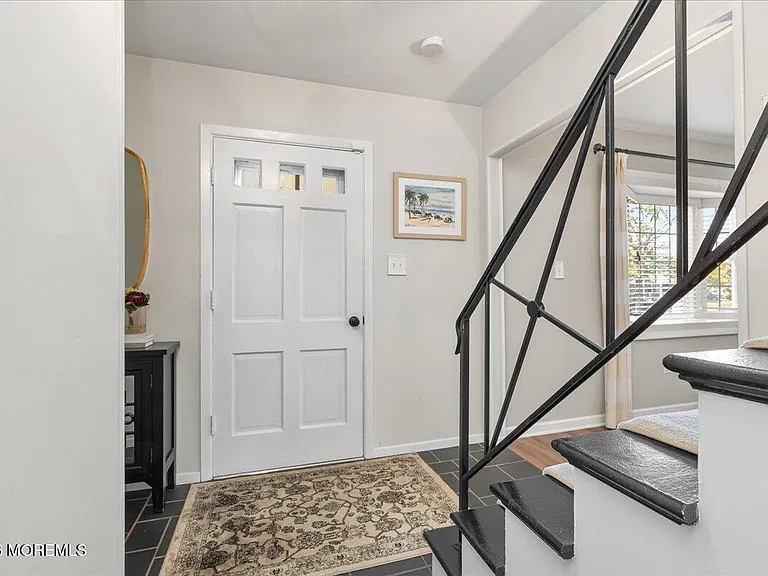 171 Fordham Dr — Photo 4