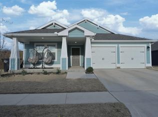 632 Mayfield Dr, Cleburne, TX 76031