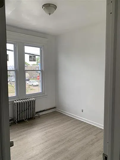 2 bed, 1000 sqft, $1,150 — Photo 4