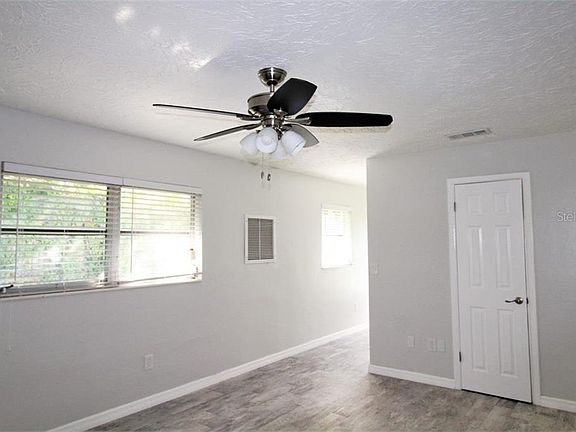 4th image of 6349 Gateway Ave