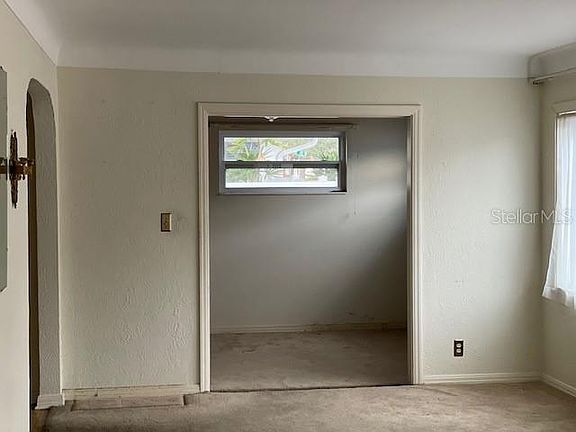 5th image of 776 38th Ave N