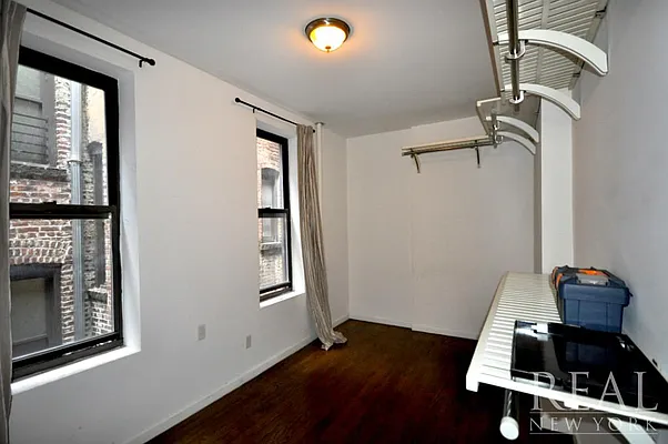 Rented by REAL New York | media 38