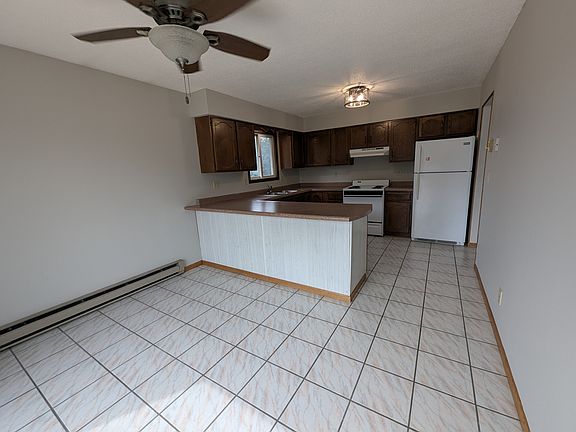 4th image of 610 Vilas St