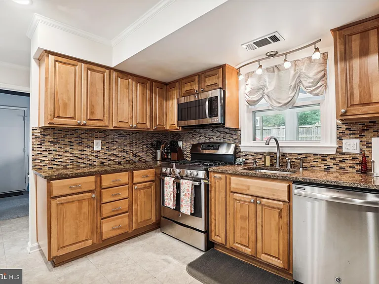 4555 Lantern Pl — Photo 12
