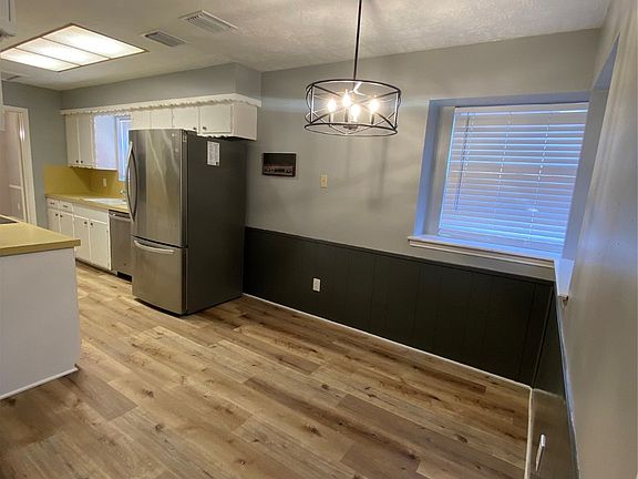 2nd image of 11702 N Petersham Dr #11702