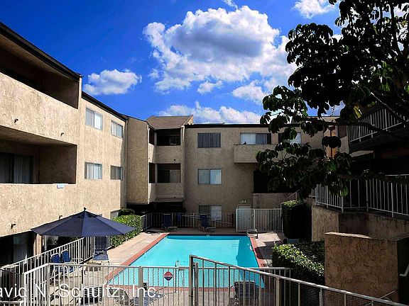 3rd image of 930 N Monterey St APT 319
