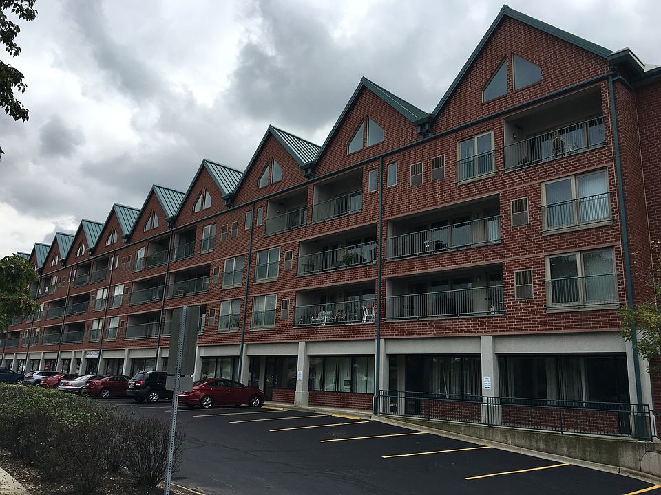 1st image of 1111 Burlington Ave Unit 416