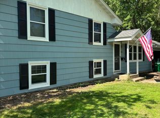 4617 Southmore Dr, Bloomington, MN 55437