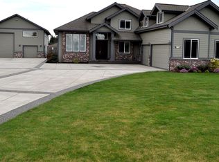 5755 Burnham Dr, Ferndale, WA 98248