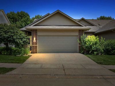 118 Broadmoor Ln, Iowa City, IA, 52245