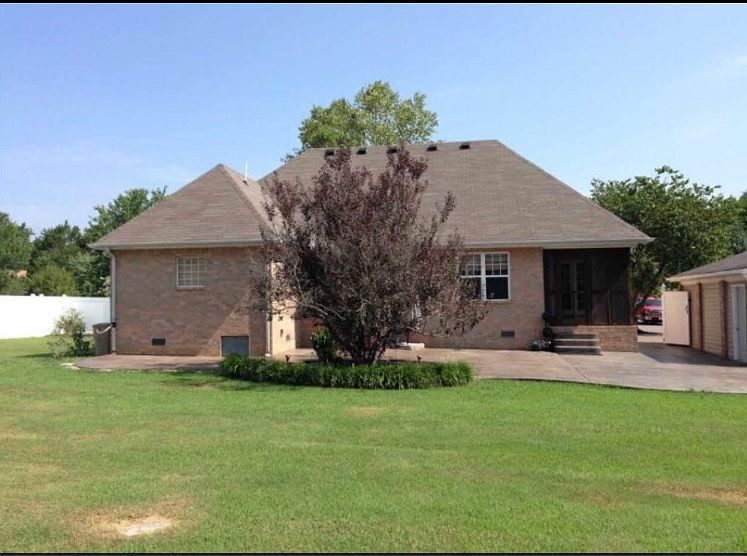 2nd image of 301 Juniper Dr