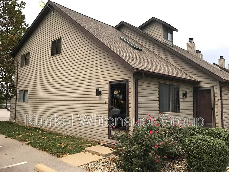 445-8 Ponderosa Ave — Photo 1