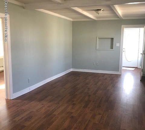 2nd image of 138 Carr Ave