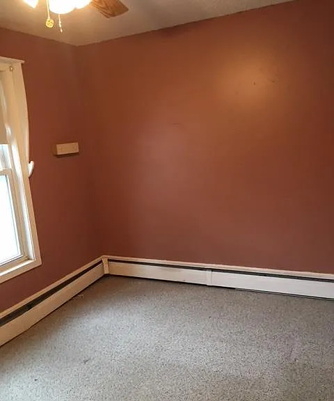718 Iowa Ave N — Photo 6
