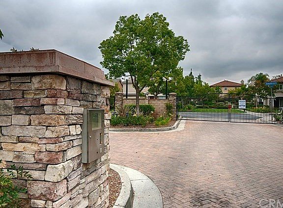 2nd image of 2830 Tristania Way