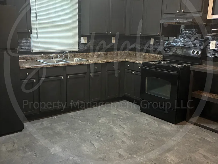 5430 Michigan Ave — Photo 9