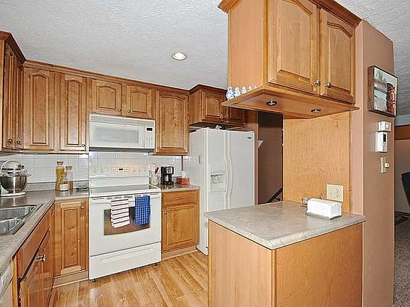 5th image of 5713 Windward Ct