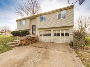 6621 Woodford Ln, Indianapolis, IN