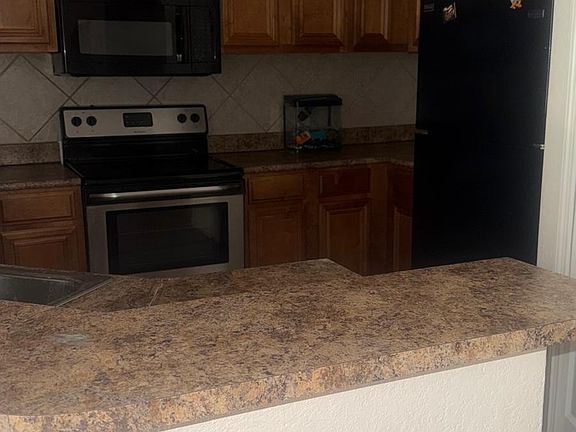 5th image of 6119 Metrowest Blvd Unit 111