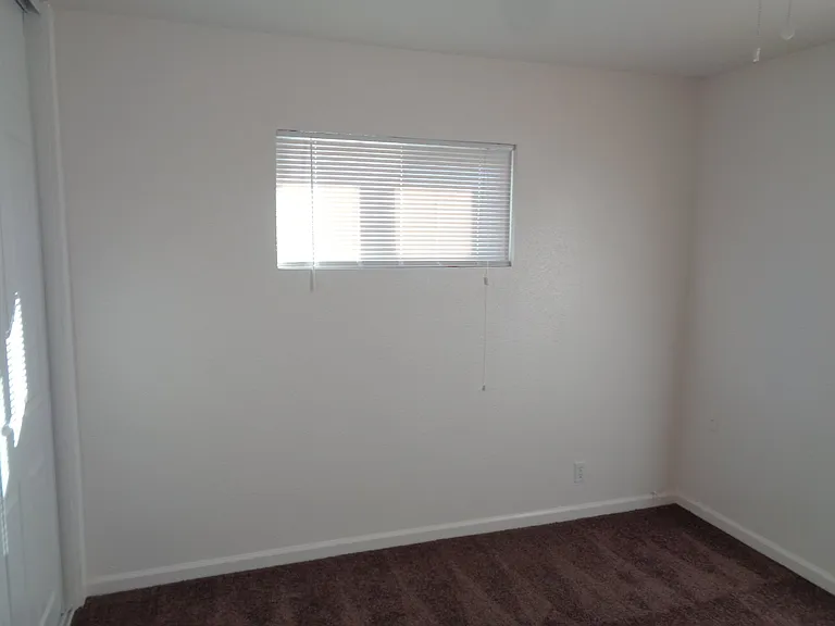 44253 Beech Ave — Photo 8