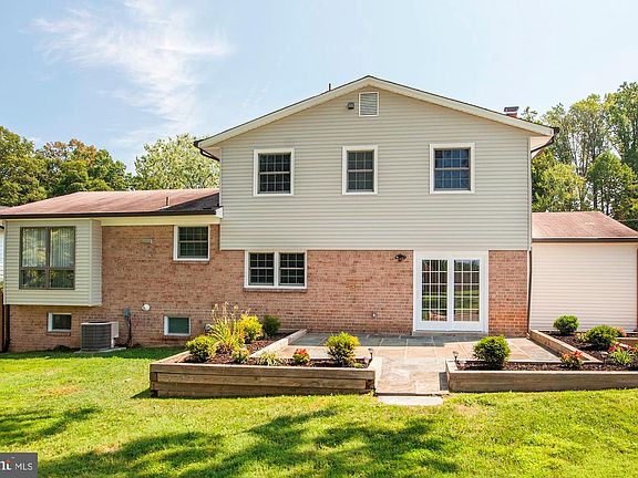 4th image of 9720 Corkran Ln