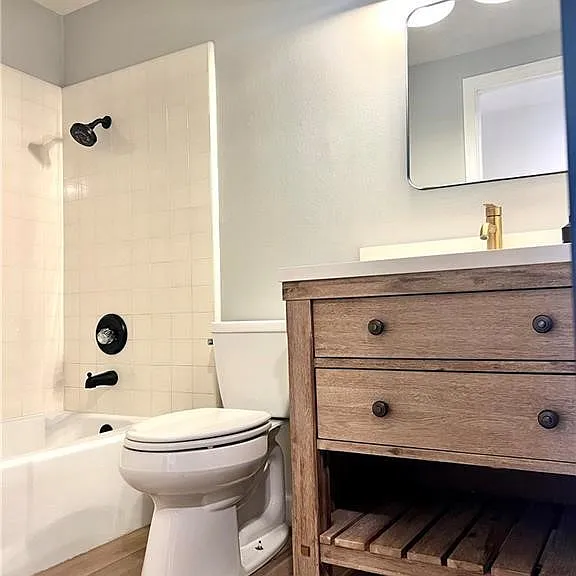 25241 Mawson Dr — Photo 11