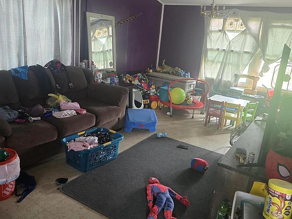 3rd image of 2440 Dennis James Dr