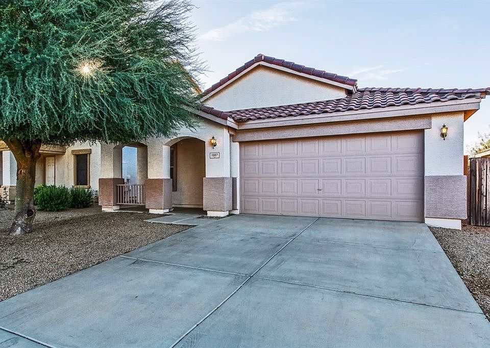 1st image of 1087 E Arabian Dr