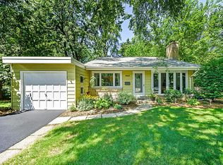 2665 Hillside Ln, Evanston, IL 60201