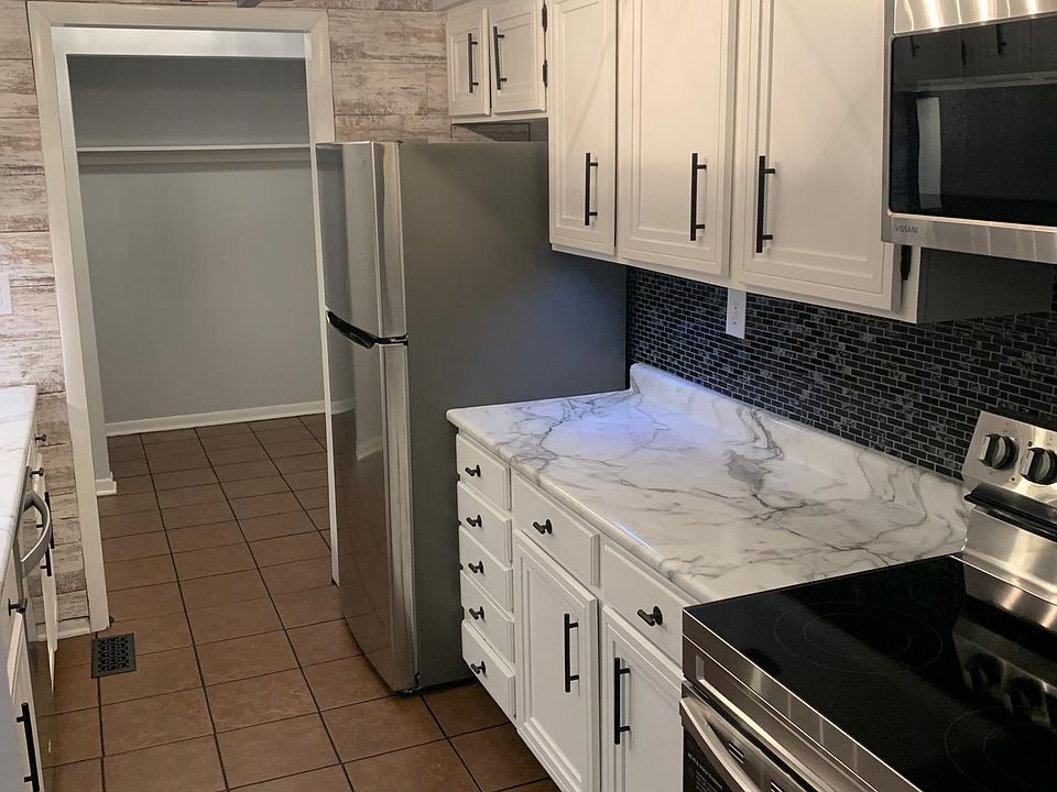 Kitchen - 2