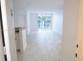 5085 NW 7th St APT 706, Miami, FL 33126