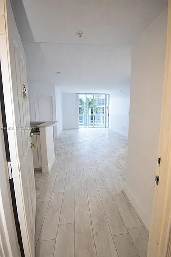 5085 NW 7th St #706 Photo 1
