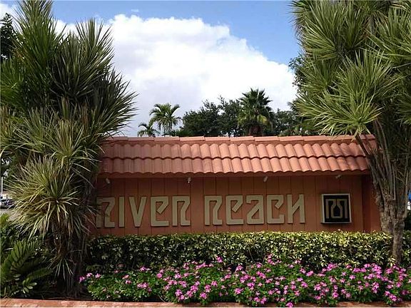 4th image of 1201 River Reach Dr APT 103