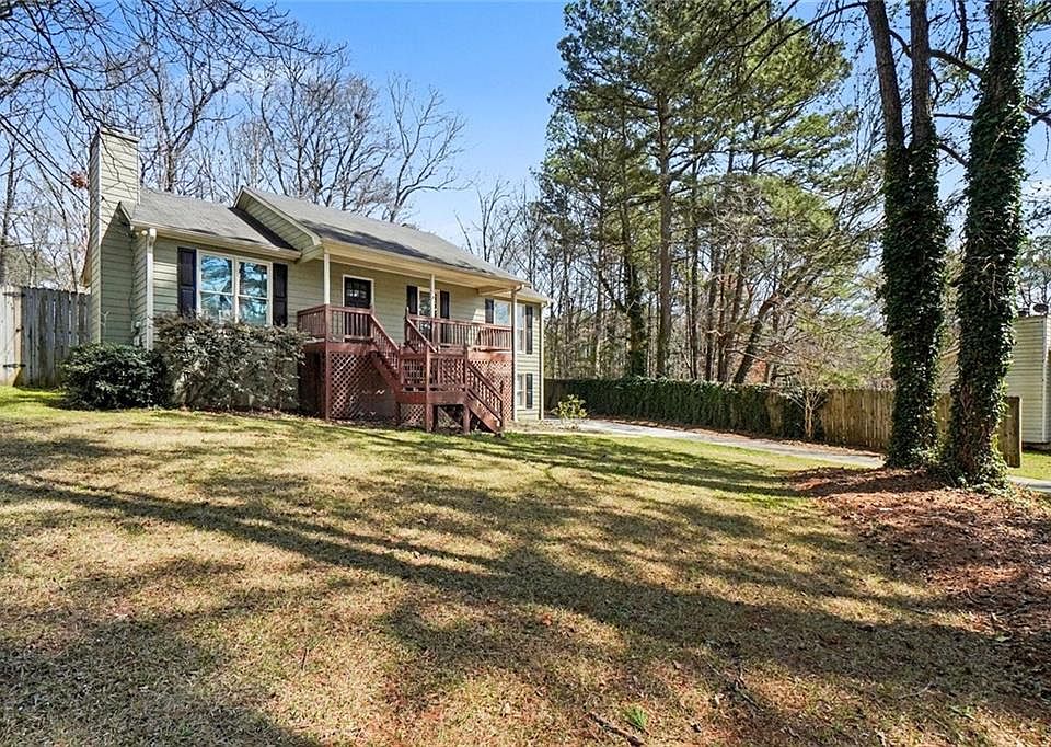 1st image of 613 Cedar Creek Dr