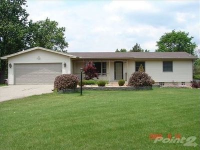 3233 Hospers St, Grand Blanc, MI, 48439