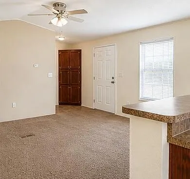 2 bed, 2.0 bath, 992 sqft, $1,650 — Photo 3
