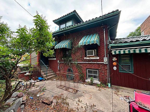 2nd image of 10300 S Talman Ave