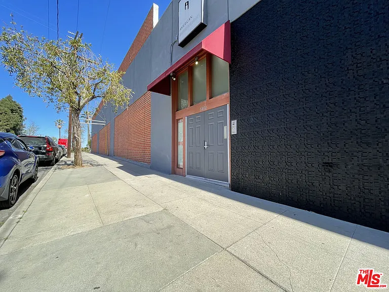 5401 W Alvern Cir #D — Photo 1
