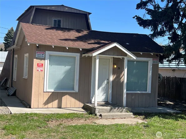 28 N Fir St, Omak, WA 98841