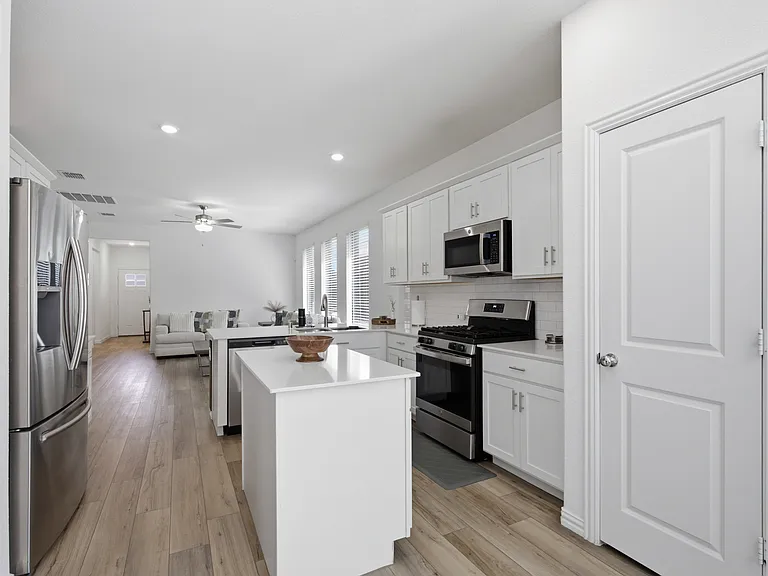 1121 Western Yarrow Ave — Photo 14