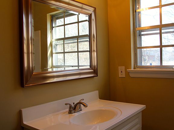 5th image of 1332 Cloverdale Cir #79