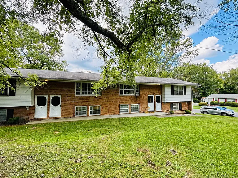 625PB - 1605 Lark Lane -M — Photo 16