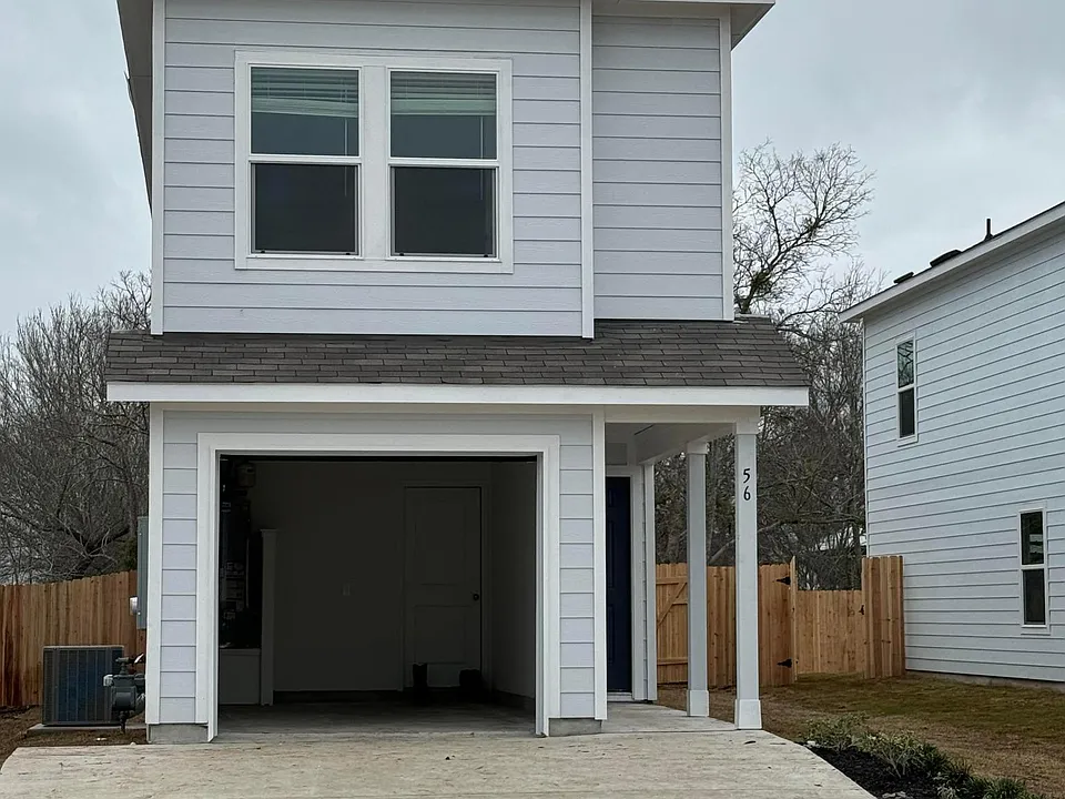 56 Trinity Cir