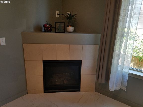 4th image of 2408 NE 130th Ave