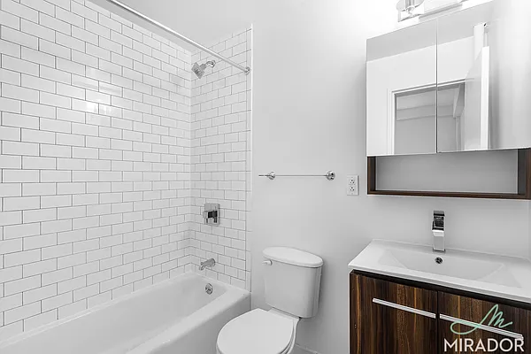 Rented by Mirador Real Estate | media 18