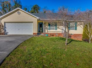 4644 Twin Pines Dr, Knoxville, TN 37921
