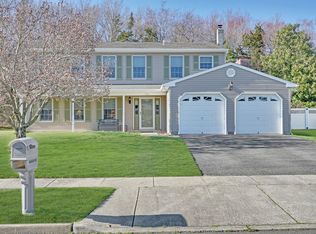 512 Buxton Rd, Toms River, NJ 08755